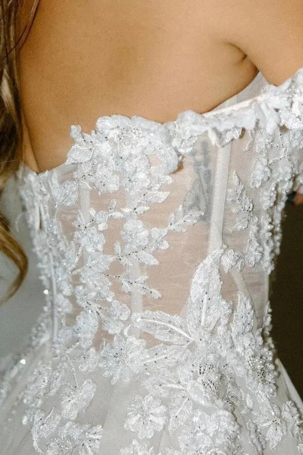 Vestido de novia bohemio con apliques y escote barco en forma de A, modelo WD674