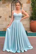Vestido largo de dama de honor con escote corazón, tirantes finos y corte en A, modelo BD110