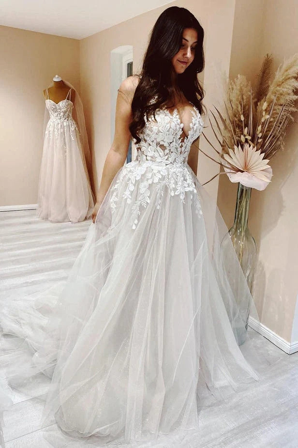 Vestido de novia de playa con escote en V, tul y apliques de encaje, corte línea A, WD669