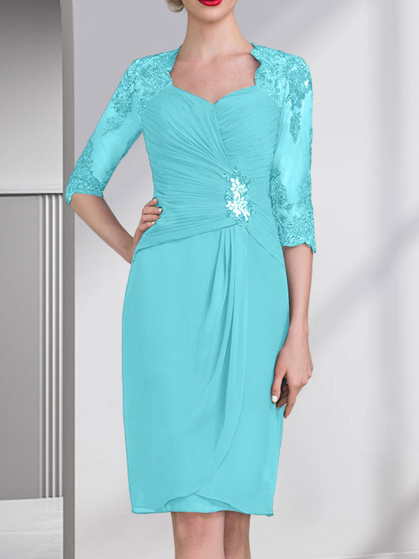Vestido de corte recto/columna, escote corazón, largo hasta la rodilla, de gasa, con apliques de cuentas, encaje, lentejuelas y pliegues para la madre de la novia.
