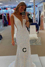 Robe de soirée sirène blanche à sequins et fines bretelles spaghetti Y8071