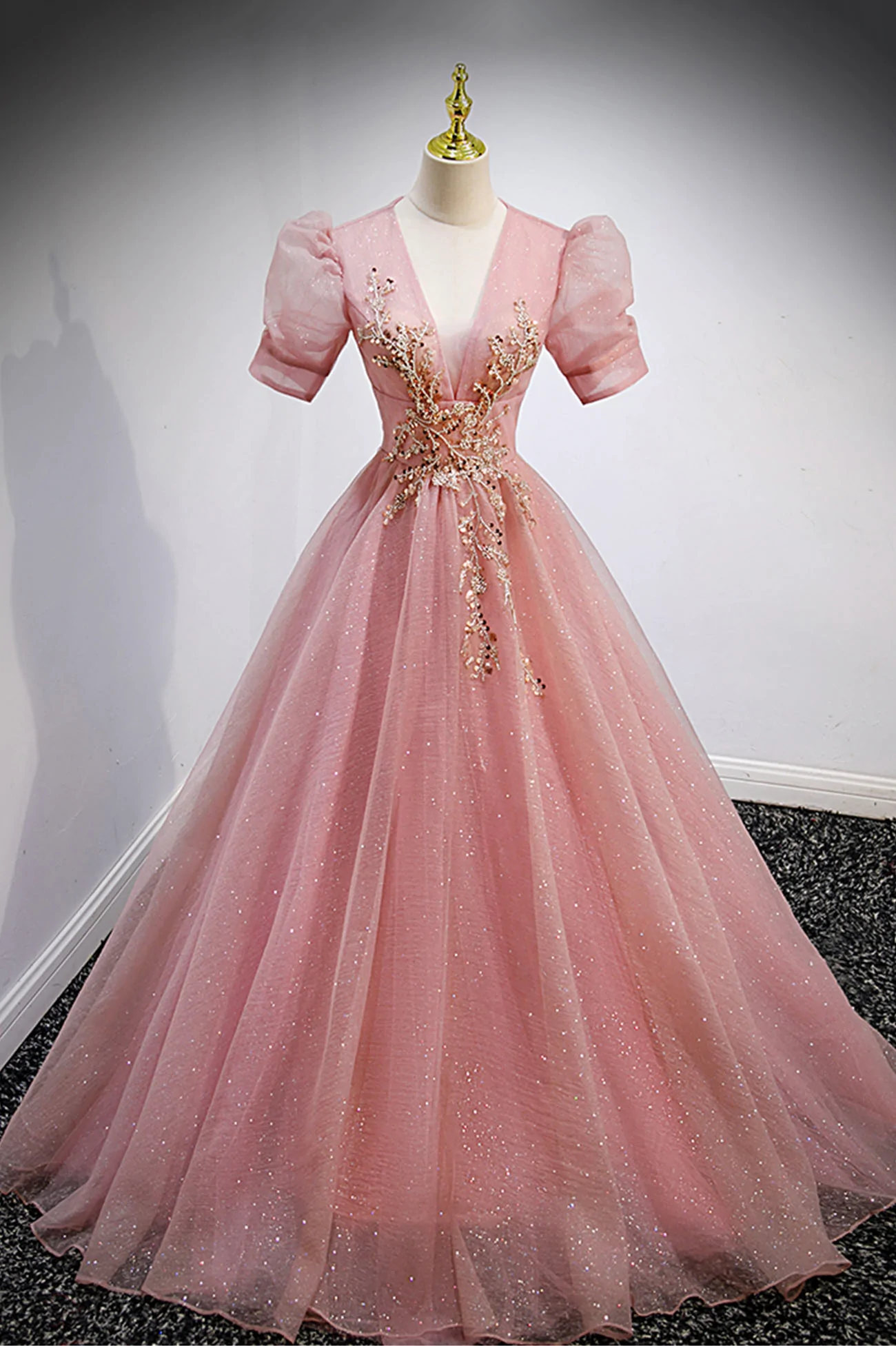 Robe de bal longue en tulle rose à col en V, coupe trapèze, manches courtes, Y892