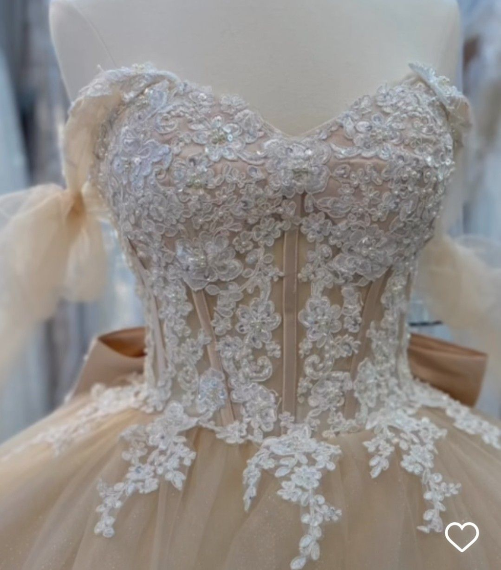 Vestido de baile de tul y encaje corte A para quinceañera Y4013