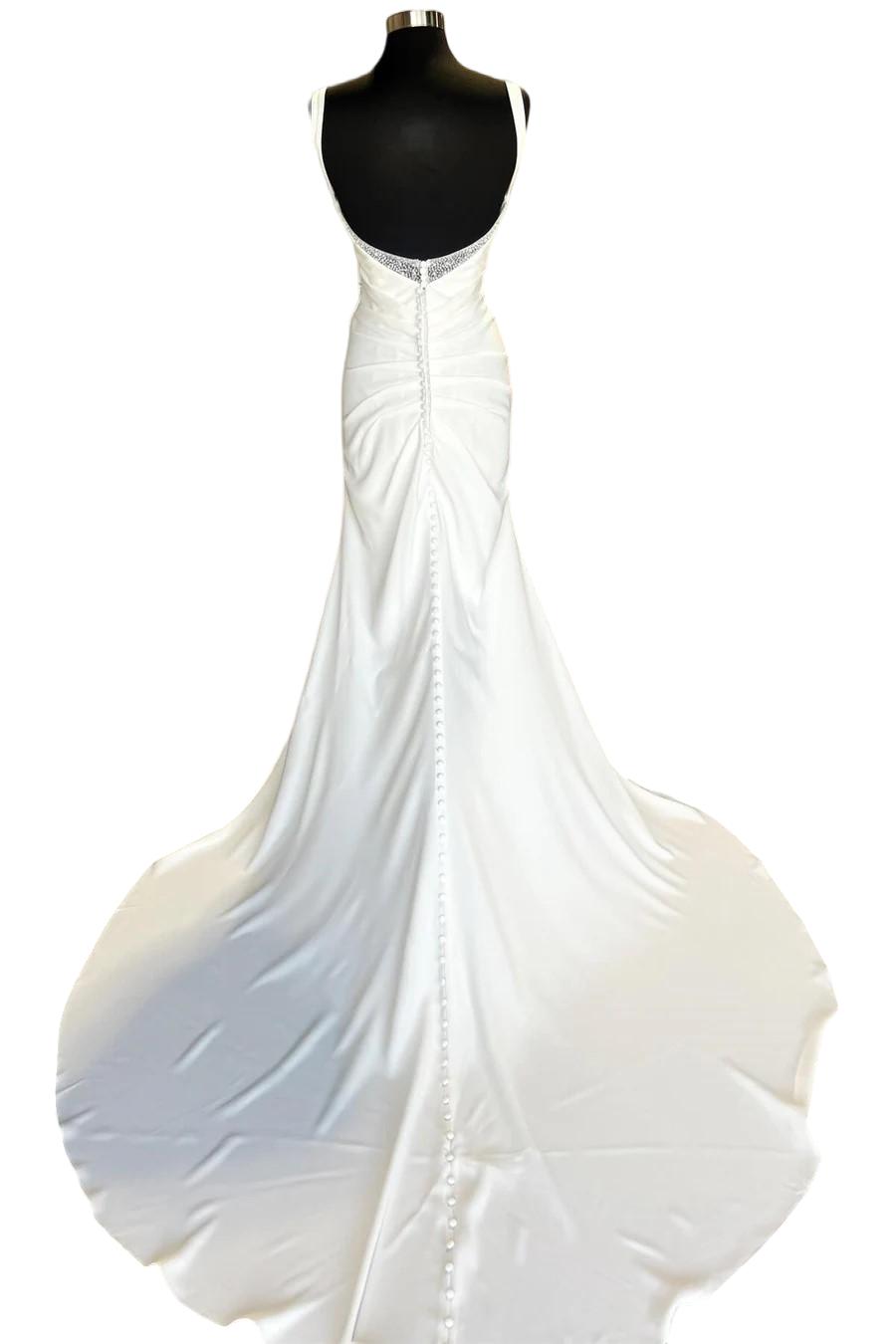 Robe de mariée blanche dos nu froncée avec manches amovibles WD718
