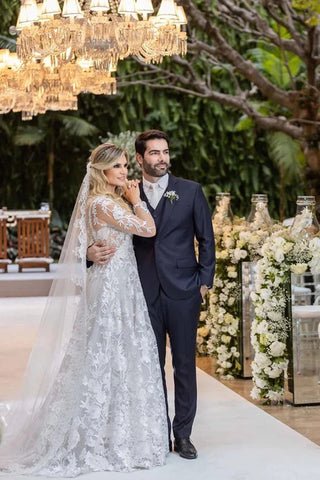 Vestido de novia blanco de encaje estilo princesa con mangas largas desmontables WD644