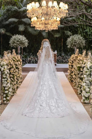 Vestido de novia blanco de encaje estilo princesa con mangas largas desmontables WD644