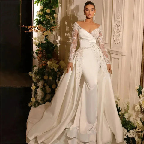 Beautiful  A Line Wedding Dresses Gorgeous Satin Deep V-neck Lace Appliques Slimming Beautiful Mopping Beach Bridal Gown 2023