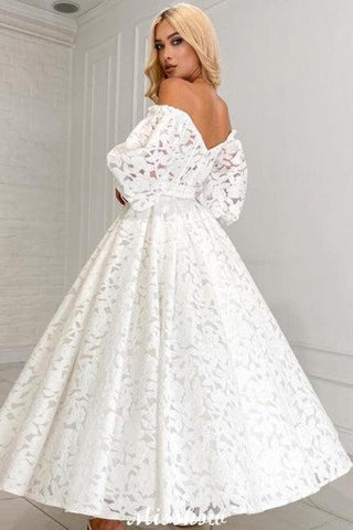 Precioso vestido de novia largo de encaje, corte en A, hombros descubiertos y mangas largas