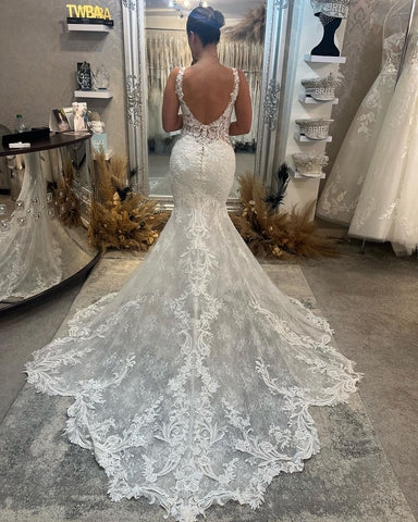 Precioso vestido de novia largo de sirena con escote en V, sin mangas, de encaje y espalda descubierta