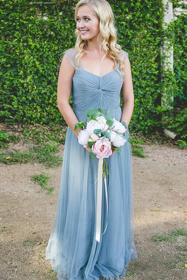 Preciosos vestidos largos de dama de honor de tul azul grisáceo, corte en A y hasta el suelo 