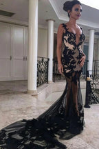 Mermaid V-neck Long Prom Dresses With Lace Appliques, Party Dress