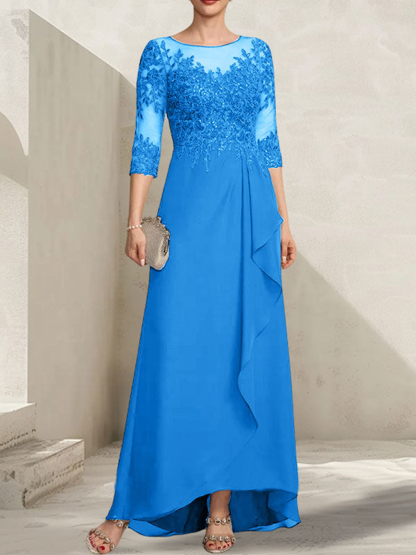 Vestido de madrina de la novia, corte asimétrico, escote ilusión, encaje y gasa, con lentejuelas y volantes en cascada.