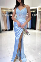 Vestidos largos de fiesta estilo sirena, de satén, con escote en V, apliques de encaje y abertura.