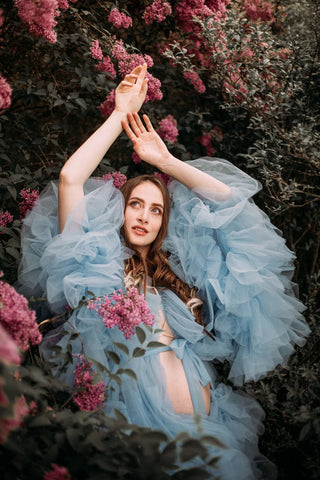 Vestido de maternidad de tul para sesión de fotos