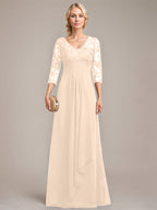 Vestido de novia de corte línea A, escote en V, largo hasta el suelo, de gasa de encaje con volantes en cascada y lentejuelas. 