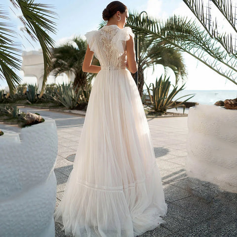 High Neck Sleeveless Wedding Dresses Lace Appliques A Line فساتين السهرة Sweep Train Bohemian New Vestidos De Novia