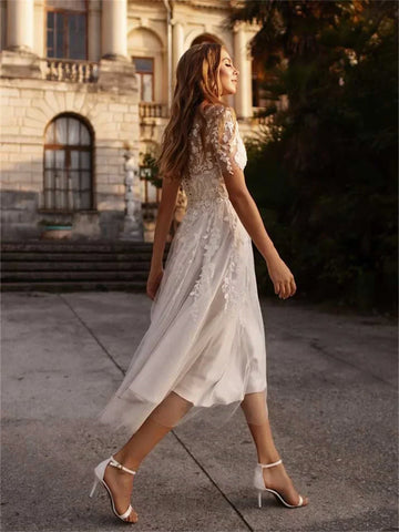 Sweetheart Neck A-Line Wedding Dresses For Women Appliques Lace Buttons Short Sleeves Tulle Bridal Gowns Robe De Mariée