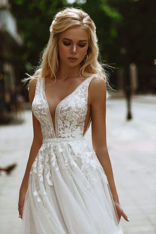 Boho Wedding Dresses V-Neck Appliques Lace A-Line Tulle Wedding Gown Beach Simple Bridal Dress bestidos de novia