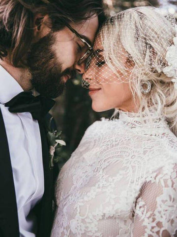 Vestidos de novia bohemios de encaje, cuello alto y mangas largas, estilo rústico WD594