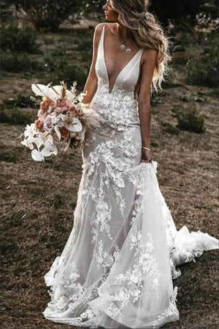 Vestido de novia bohemio estilo sirena con apliques florales y escote en V profundo WD637