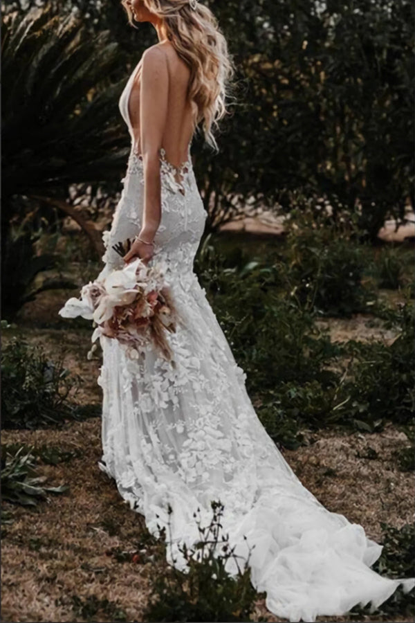Robe de mariée sirène bohème à appliques florales et décolleté en V profond WD637