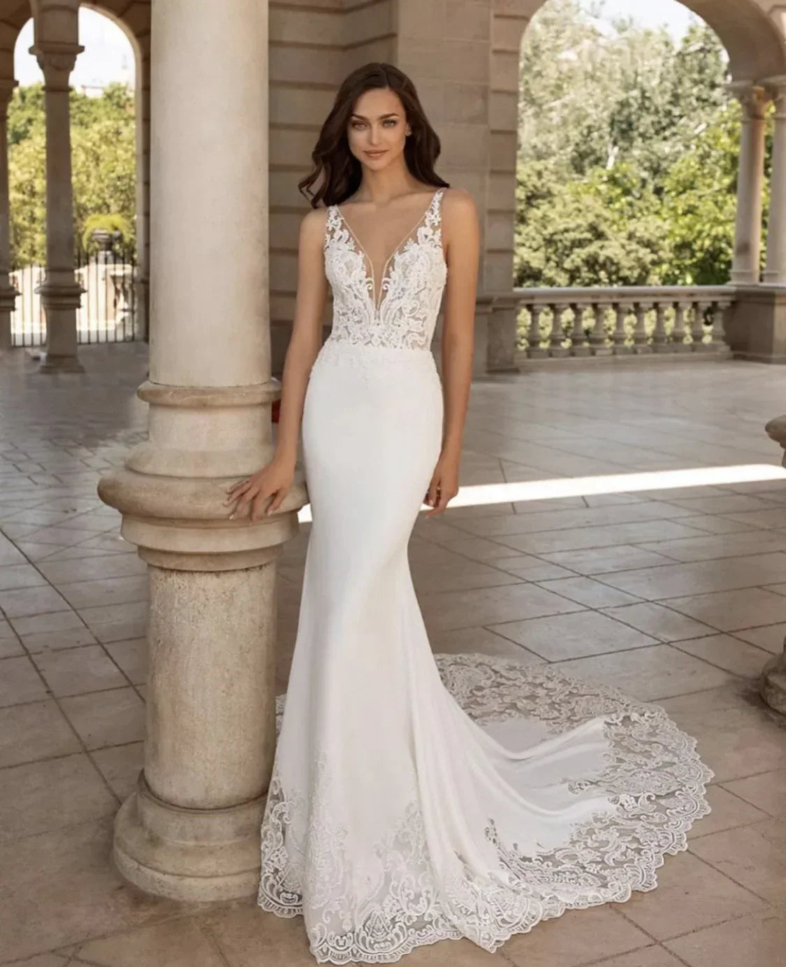 Brush Train Mermaid Wedding Dresses Sexy Depp V-neck Vestidos De Novia Sleeveless Appliques Vestido De Noiva