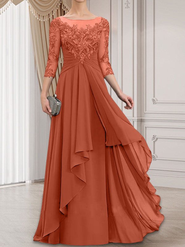 Robe de mariée en mousseline de dentelle, coupe trapèze, décolleté illusion, longueur au sol, avec volants cascade, idéale pour la mère de la mariée.