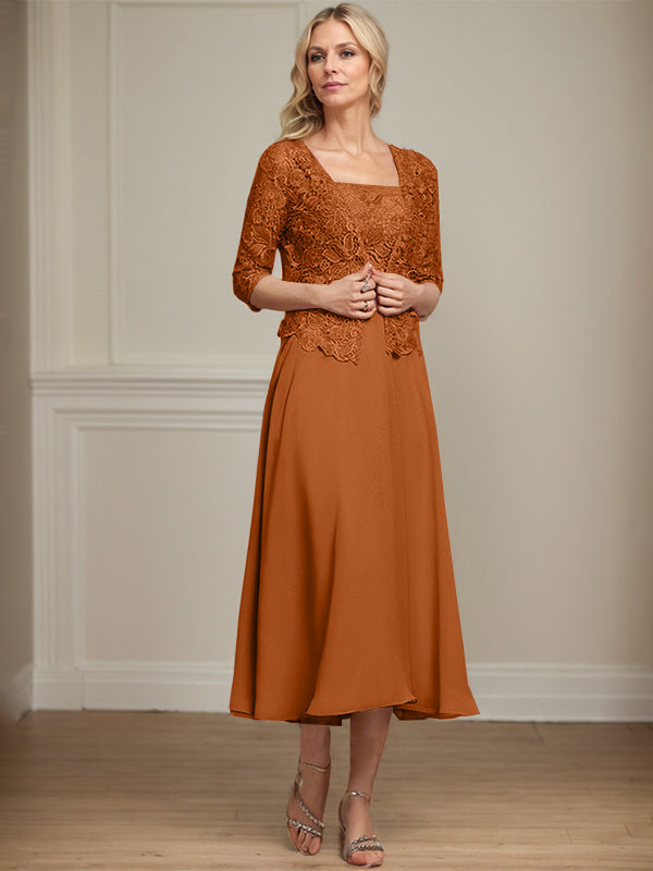 Vestido de corte A, largo midi, de gasa, encaje y lentejuelas para la madre de la novia. 