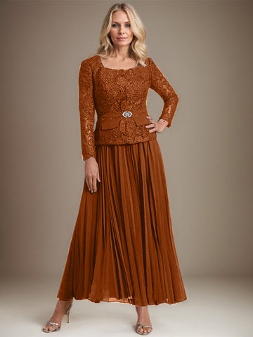 Vestido de gasa corte A, largo hasta el tobillo, para la madre de la novia, con pliegues. 