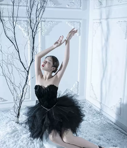 Vestido corto de tul negro para baile de bienvenida, sin tirantes, talla 38