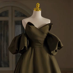 Robe de mariée en satin, robe de mariée unique, robe de mariée vert armée Y4964