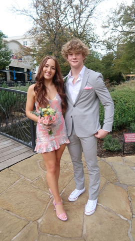 Robe de bal chic à sequins avec ourlet à volants Y2454