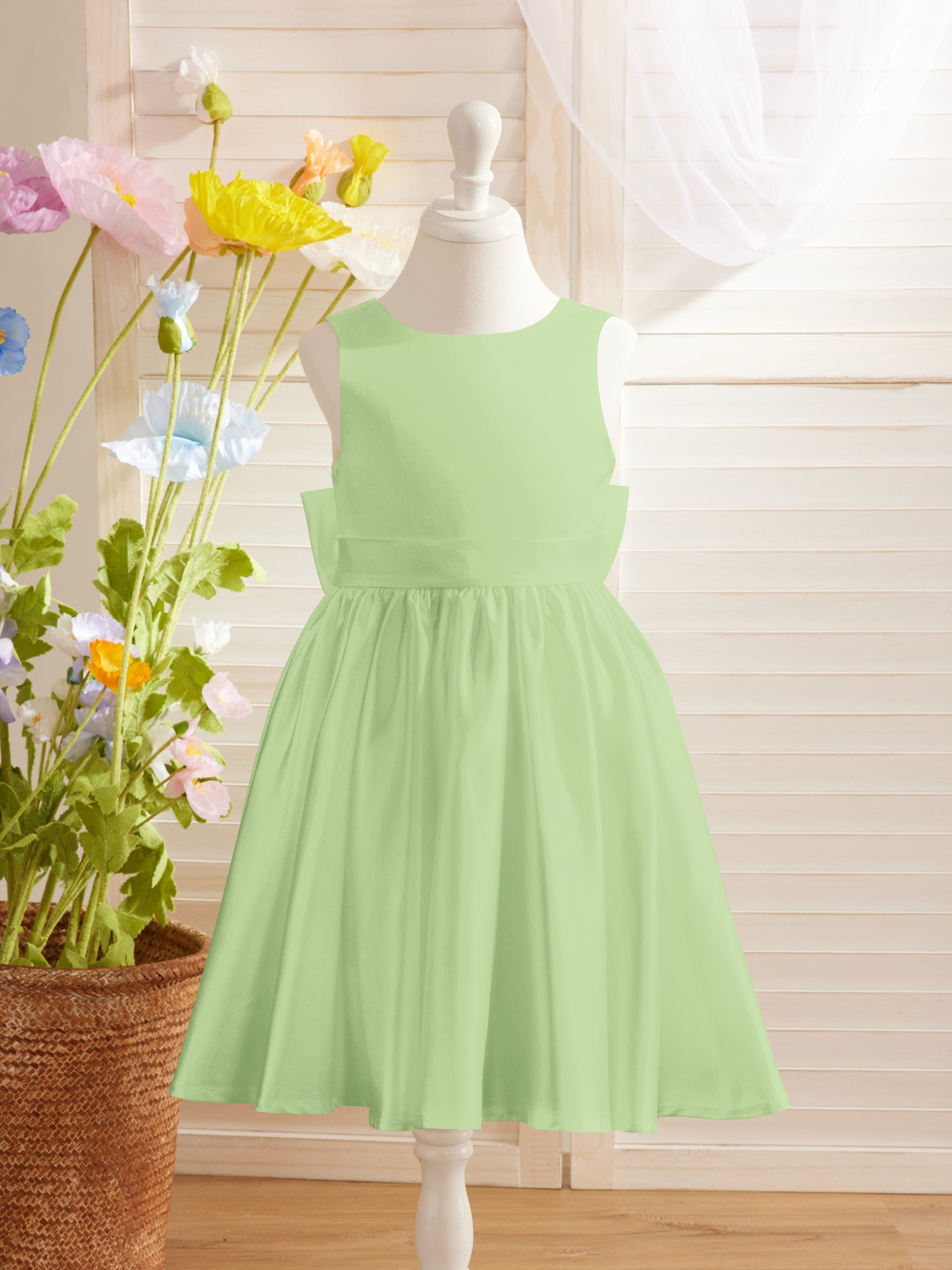 Elegante vestido de niña de las flores de satén con corte en A, espalda en V y lazo, hasta la rodilla 