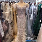 Champagne Luxury V-Neck Sexy Mermaid Evening Dresses 2025 Diamond Feathers Sleeveless Formal Dress LA70350