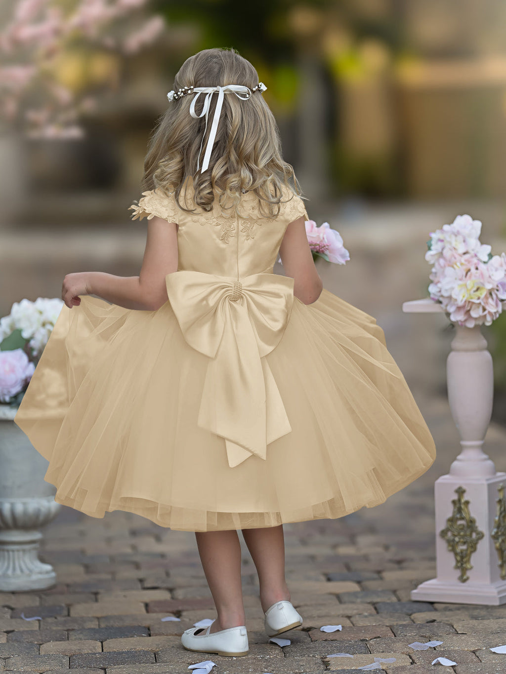Vestido de niña de las flores de la Primera Comunión, color marfil, de tul satinado hasta la rodilla 