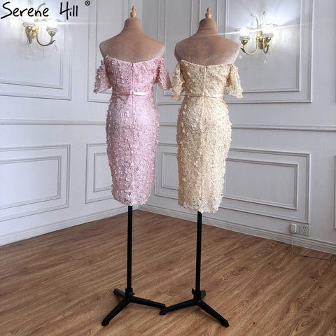 En oferta, sin devoluciones ni reembolsos. Vestido de cóctel sexy y elegante color champán, manga corta, con flores hechas a mano y cristales. Modelo 2025 LA60730 