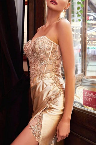 Vestidos de fiesta encantadores, sin mangas, con escote corazón, apliques, abertura frontal y corte columna, con encaje.