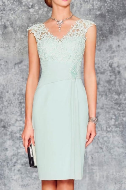 Encantador vestido corto de gasa color menta con encaje para la madre de la novia, con chaqueta.