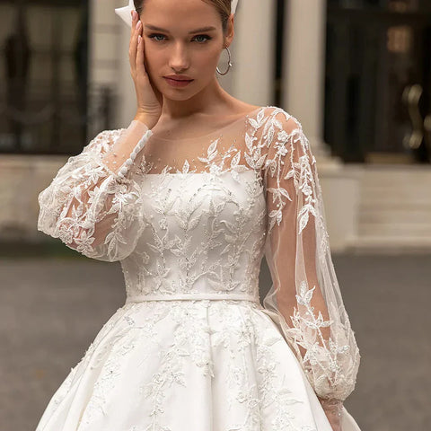 Classic Wedding Dresses Women O-Neck Full Sleeves Bride Dress Satin With Applique Sweep Train A-Line Custom Occasion Gowns