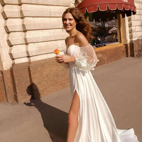 Robe de mariée bohème sur mesure en mousseline et dentelle, style vintage, fendue sur le côté, robe de mariée sexy pour la plage, mariage pas cher