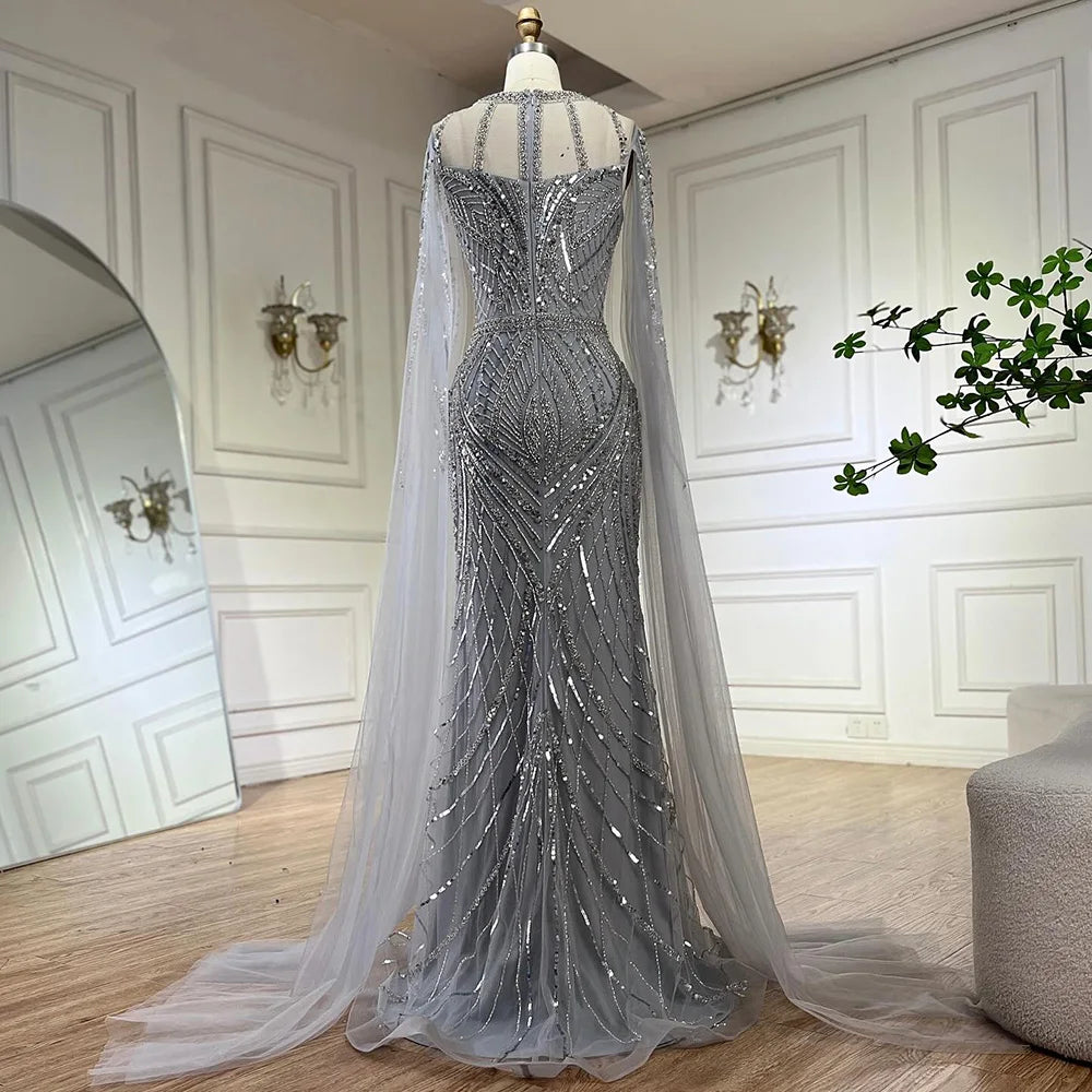 Vestido de noche sirena gris árabe 2025 con elegantes mangas tipo capa con cuentas para ocasiones formales LA72611 
