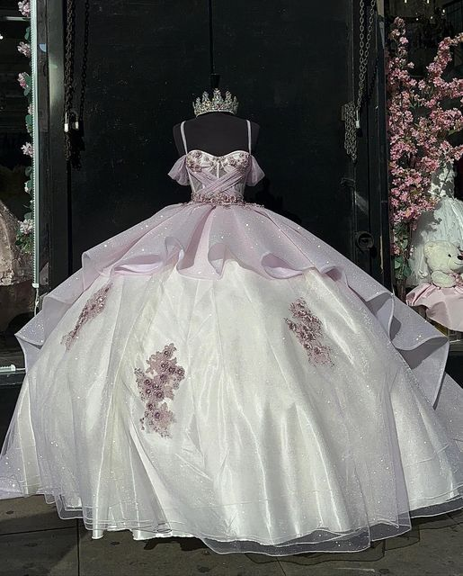 Vestido de baile elegante de corte A con tirantes finos, ideal para fiestas de quinceañera (modelo Y1918)