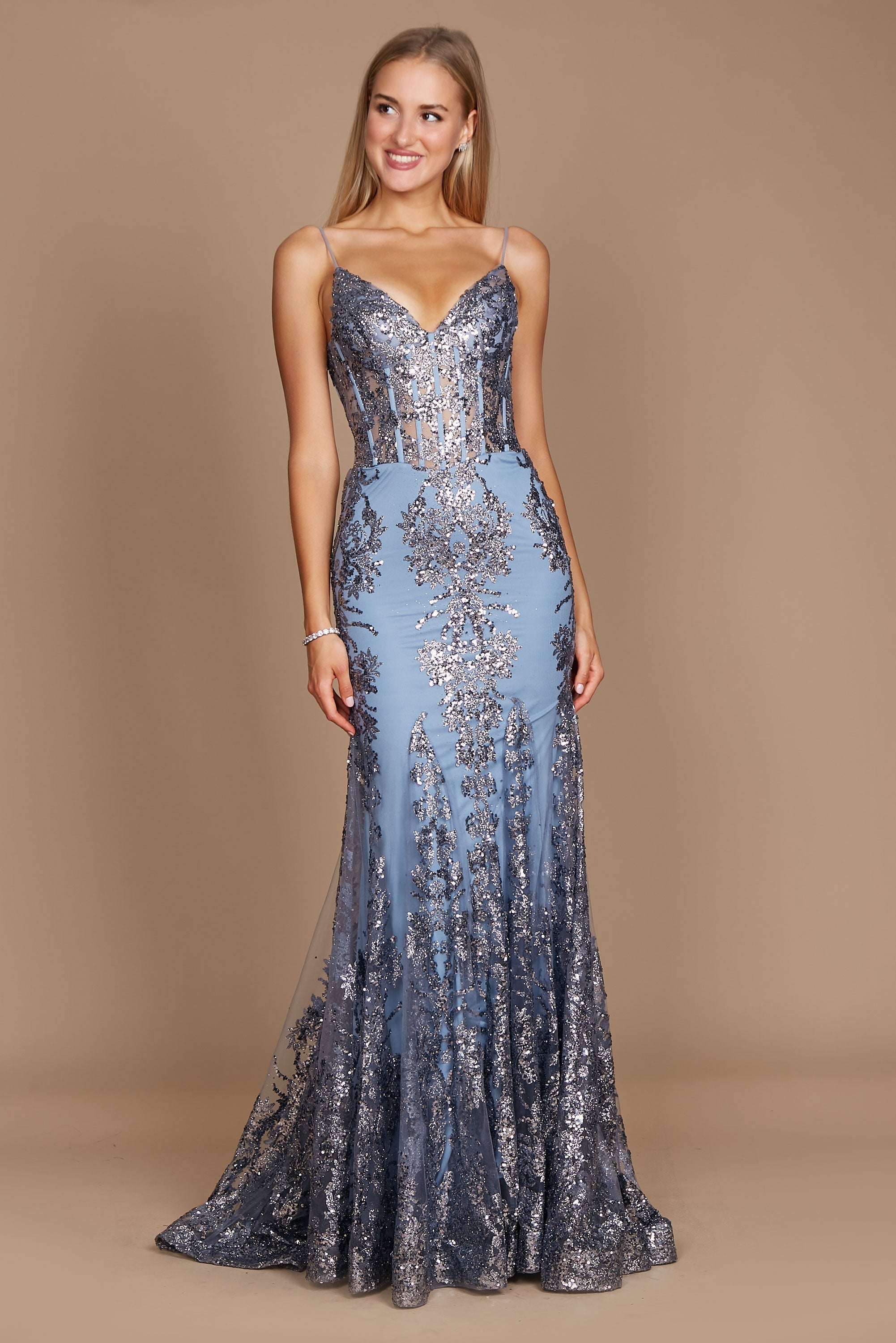 Robe de bal longue et élégante avec corset ajusté