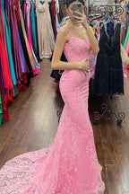 Robe de bal longue sirène rose sirène à applications de dentelle