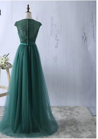 Vestido largo de noche sencillo y formal con cuello redondo y top de encaje de tul verde S6796