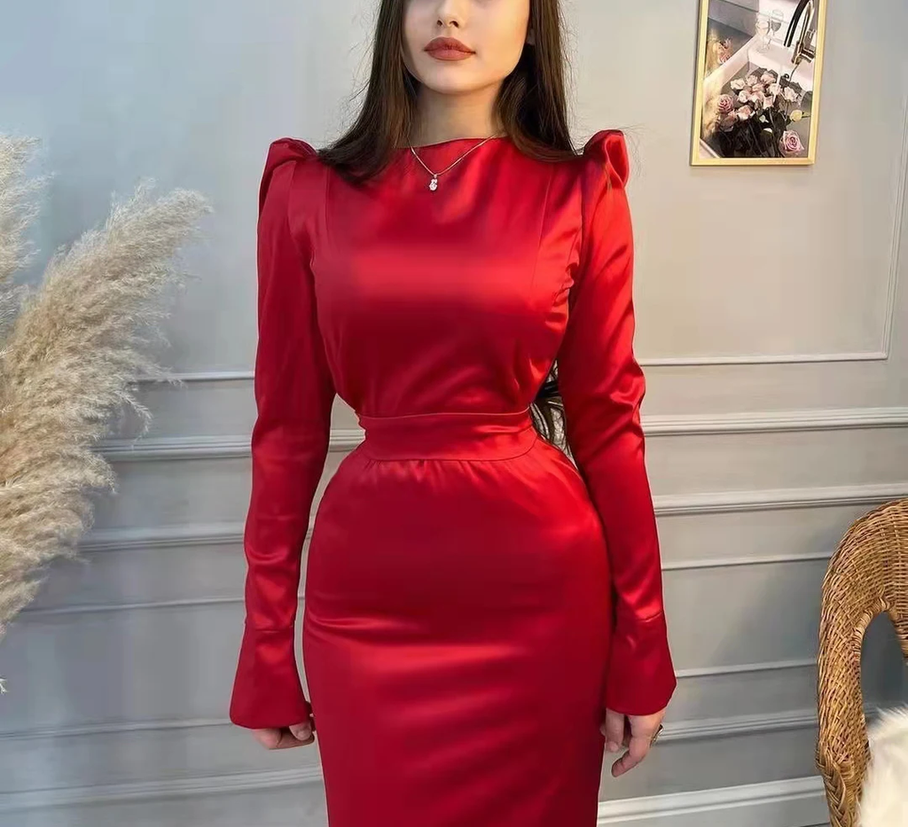 Vestido de noche rojo modesto de manga larga, sencillo vestido rojo de graduación Y6564