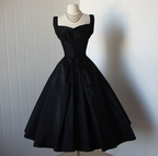 Robe de cocktail noire élégante, robe de bal courte Y4759