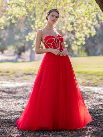 Vestido de fiesta rojo sin tirantes de corte A con pedrería