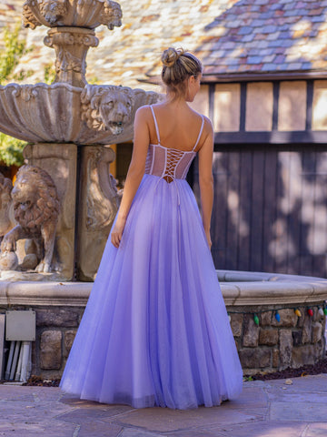 Robe de bal longue en tulle à bretelles spaghetti et corset