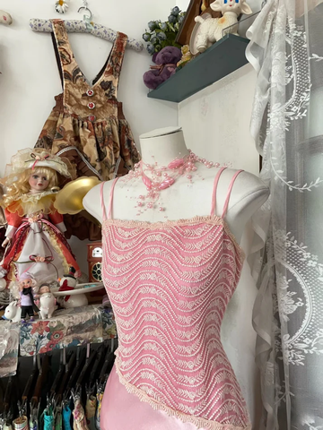 Elegante vestido de noche de sirena rosa con tirantes finos de satén Y8104